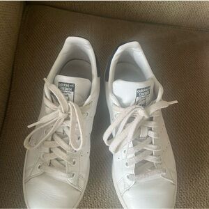 Adidas Women's Stan Smiths size 7